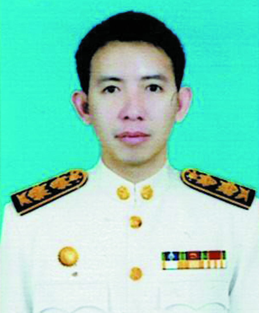 นายคมกริช สุรชน