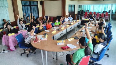 วันพฤหัสบดีที่ 16 กรกฎาคม 2569 เวลา 10.00 น. ณ ห้องประชุมสภาเทศบาลตำบลขามทะเลสอ โดยนายมาโนช มะลิขาว ประธานกองทุนหลักประกันสุขภาพเทศบาลตำบลขามทะเลสอ ร่วมกับคณะกรรมการกองทุนฯ ได้จัดประชุมคณะกรรมการกองทุนหลักประกันสุขภาพในระดับท้องถิ่นหรือพื้นที่ ครั้งที่ 3/2569 ซึ่งเป็นกลไกสำคัญในการบริหารจัดการงบประมาณเพื่อสร้างเสริมสุขภาพและป้องกันโรคในพื้นที่