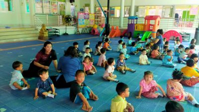 วันศุกร์ที่ 4 กันยายน 2569 เวลา 09.00 น. คณะครูศพด.ทต.ขามทะเลสอ ป้อนวิตามินเสริมธาตุเหล็กให้กับเด็กนักเรียน “โครงการวิตามินเสริมธาตุเหล็กเด็กไทย อายุ 6 เดือน – 5 ปี”เด็กไทยสมองดี พัฒนาการเด่น ไม่ซีด ไม่จ่อย อร่อยทุกวันศุกร์